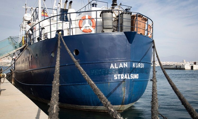 Italija dozvolila brodu sa 125 migranata da se usidri na Sardiniji