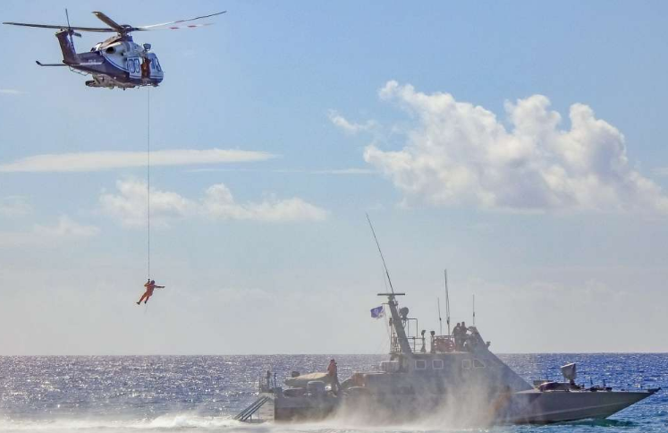 Italija: Obalna straža spasila 32 migranta sa pustog otoka