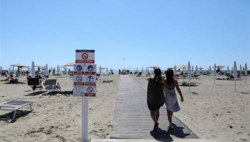 Italija od danas u fazi post koronavirusa, otvoreni aerodromi, pozorišta, kina