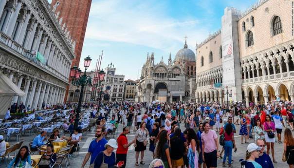 Italija ograničava broj turista u Veneciji