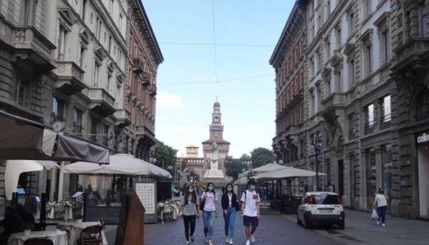 Italija potvrdila rekordnih novih 31.000 slučajeva