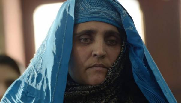 Italija primila Afganistanku zelenih očiju s naslovnice National Geographica