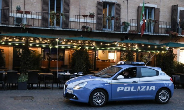 Italija ublažava covid mjere, u junu ukidanje policijskog sata