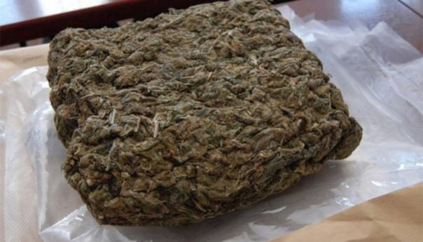 Italijan uhvaćen na crnogorskoj granici: Krio 53 kg droge u plinskim bocama