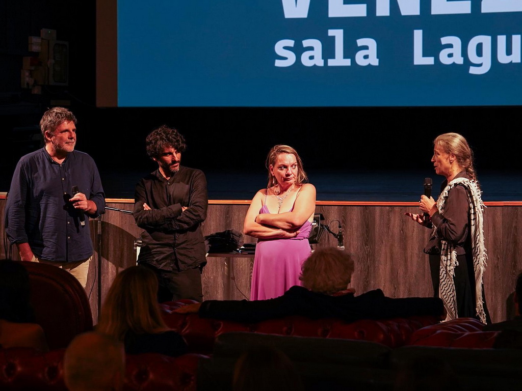 Italijanski filmski kritičari hvale emocionalnu dubinu i univerzalnost priče o Mireli Hodo