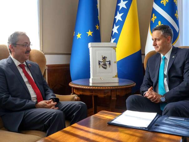 IUS jedna od najuspješnijih investicija u obrazovanje u modernoj BiH