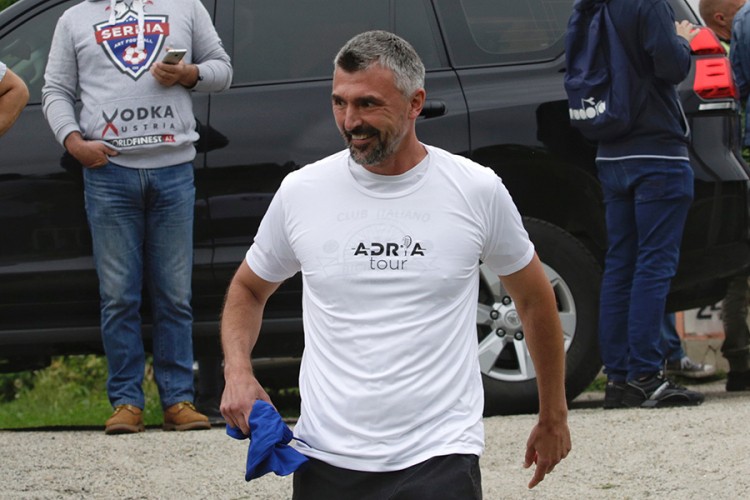 Ivanišević: Smeta mi što ljudi skupljaju političke poene na nama