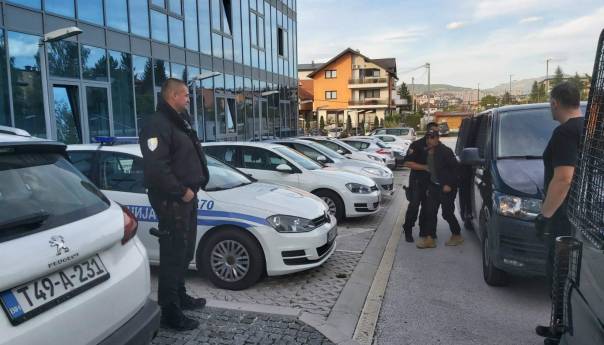 Iz BiH protjeran Iračanin: Organizovao krijumčarenje ljudi