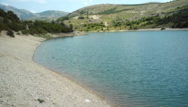 Iz jezera Mandek izvučeno tijelo utopljenika