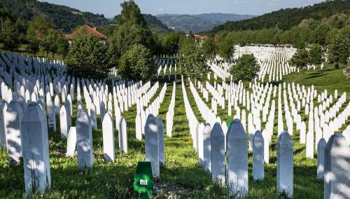 Iz MC Srebrenica pojasnili šta znači Schmidtova odluka