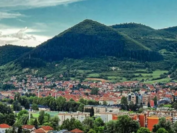 Iz "Piramide Sunca" u Visokom Sarajlija ukrao hranu i sredstva za čišćenje