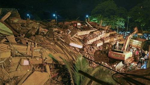 Iz ruševina izvučeno više od 60 preživjelih