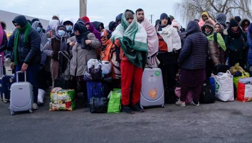 Iz Ukrajine u susjedne zemlje izbjeglo više od 1,36 miliona ljudi