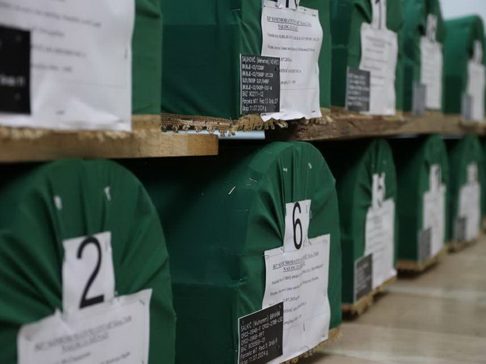 Iz Visokog danas ispraćaj kolone s tabutima 14 žrtava genocida u Srebrenici