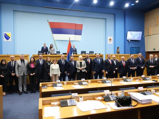 Izabrana nova Vlada RS, premijer Minić i ministri položili zakletvu