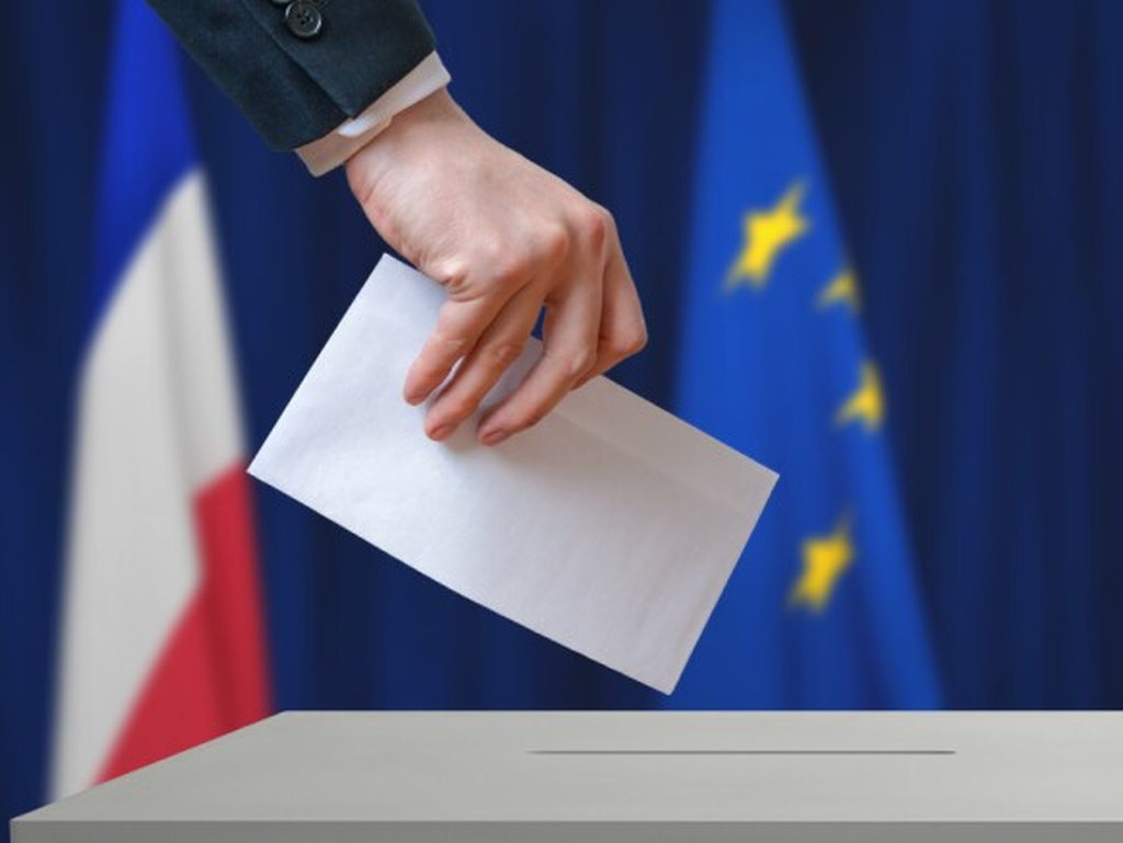 Izbori u Francuskoj 15. i 22. marta