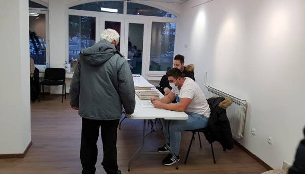 Izborni dan u Gradu Mostaru započeo bez većih problema