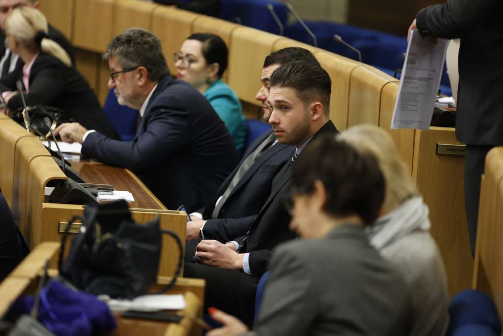 Izbornom radnih tijela okončana konstituirajuća sjednica Predstavničkog doma FBiH
