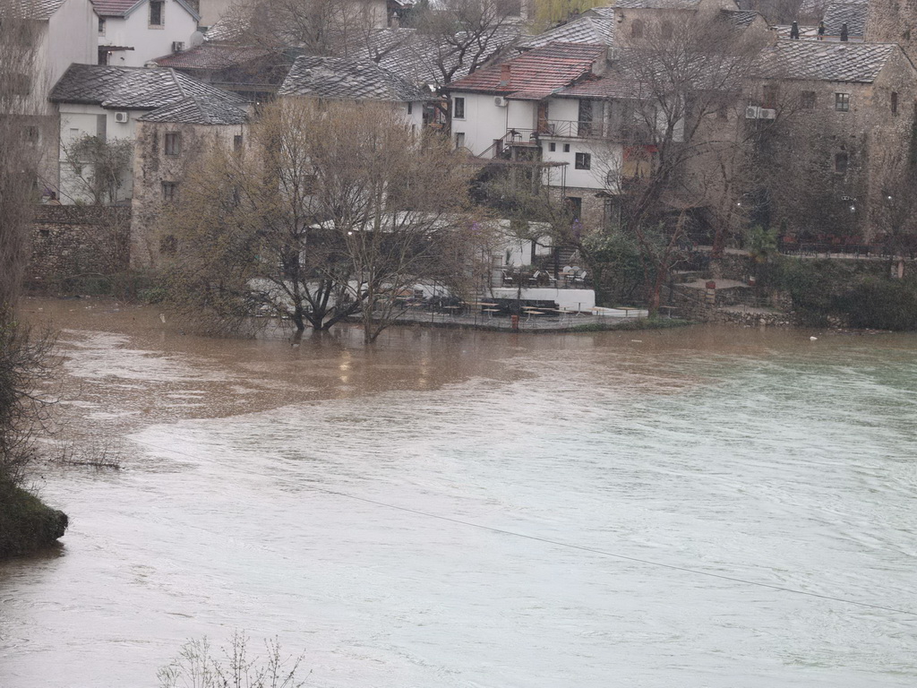 Izdano upozorenje na bujice i izlijevanje Neretve i Trebižata