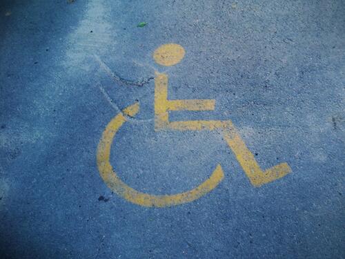 Izdata 164 prekršajna naloga zbog parkiranja na mjestima za osobe s invaliditetom
