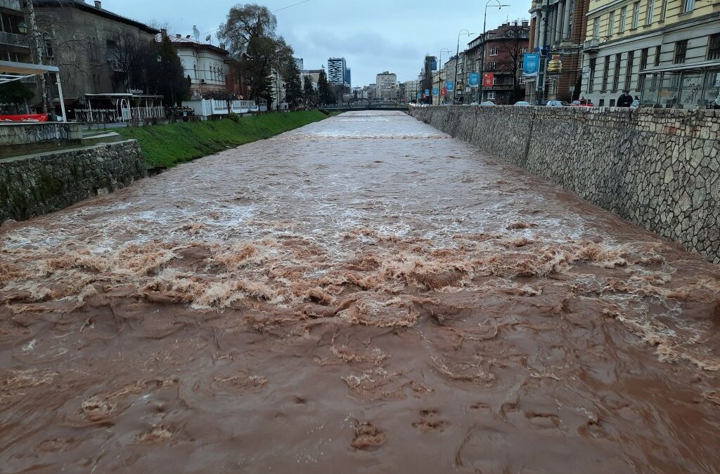 Izdato upozorenje u Kantonu Sarajevo zbog najavljenih obilnih padavina
