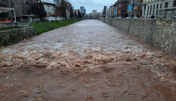 Izdato upozorenje u Kantonu Sarajevo zbog najavljenih obilnih padavina