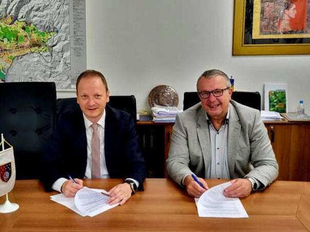 Izdvojeno 100.000 KM za praćenje stanja smeđeg medvjeda u KS