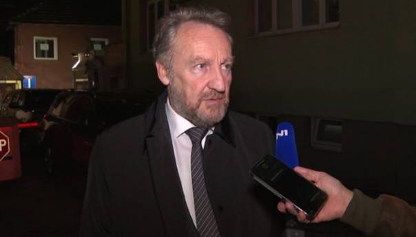 Izetbegović: Američki prijatelji uporni da Čović i ja ponudimo rješenja