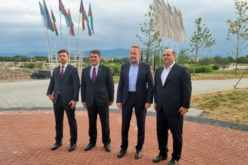Izetbegović: BiH i Azerbejdžan imaju mnogo zajedničkog