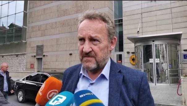 Izetbegović: Blizu smo rješenja, potrebno da se uključe svi