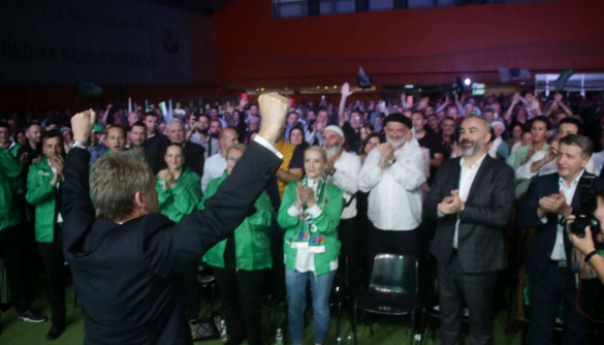 Izetbegović: Borit ćemo se protiv korupcije te graditi državu i provoditi reforme kao nikada do sada