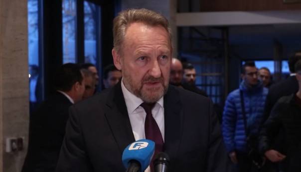 Izetbegović: Da je Ukrajina pala, to bi ohrabrilo sile radikalizma u BiH