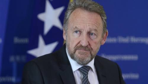 Izetbegović: Dodik odbio da se sretnemo, Vučić neka samo kaže termin