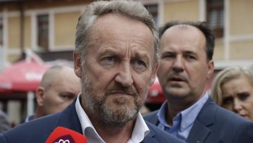 Izetbegović: Dodik se upustio u nešto što ne može da nadjača