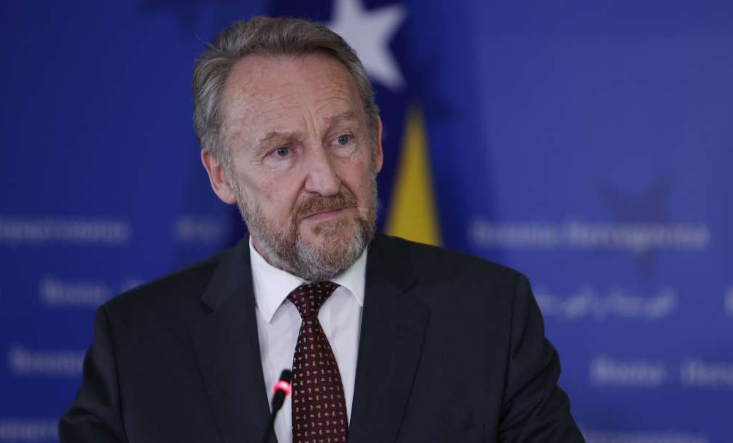 Izetbegović - Duboko sam potresen i uznemiren zbog terorističkog napada u Istanbulu