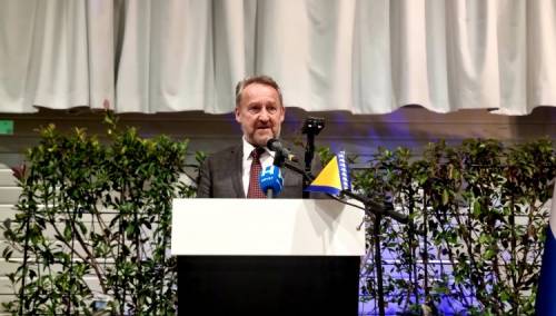 Izetbegović HDZ-u: Kompromis ili neće dobiti ništa