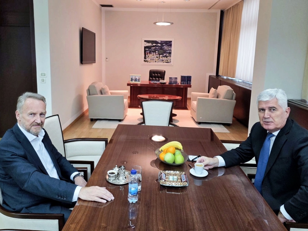 Izetbegović i Čović se sastali nakon više od dvije godine
