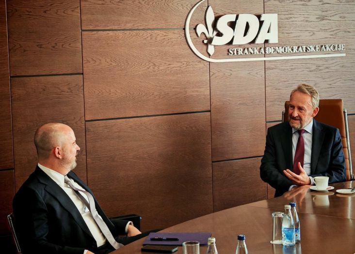 Izetbegović i Ginkel su pozdravili odluke NSRS