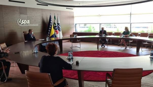 Izetbegović i Sattler: Ubrzati ispunjenje obaveza iz Mišljenja EK