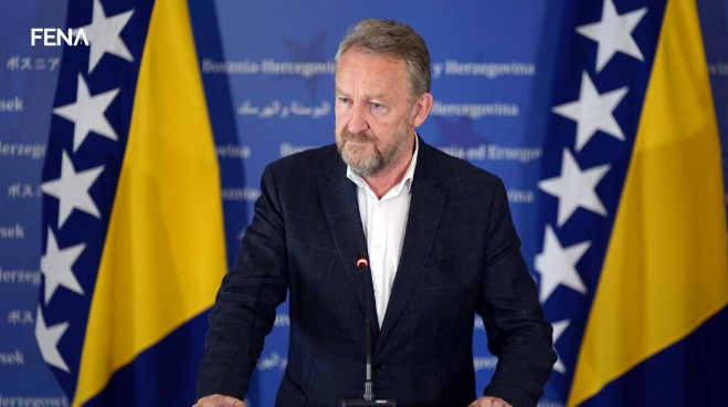Izetbegović i Varhelyi jedan na jedan o kandidatskom statusu za BiH