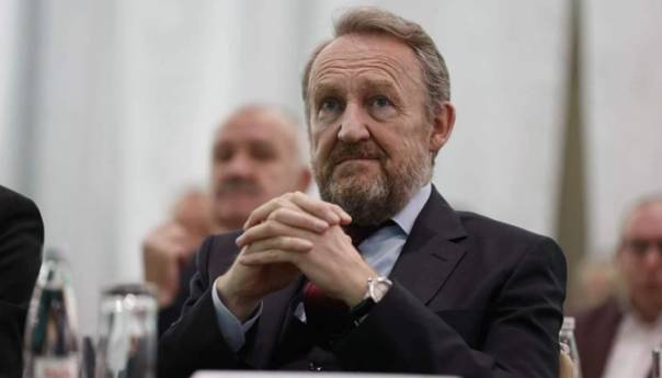 Izetbegović: Jasno je zašto Dodiku smeta SDA, Trojka se potrudila ...