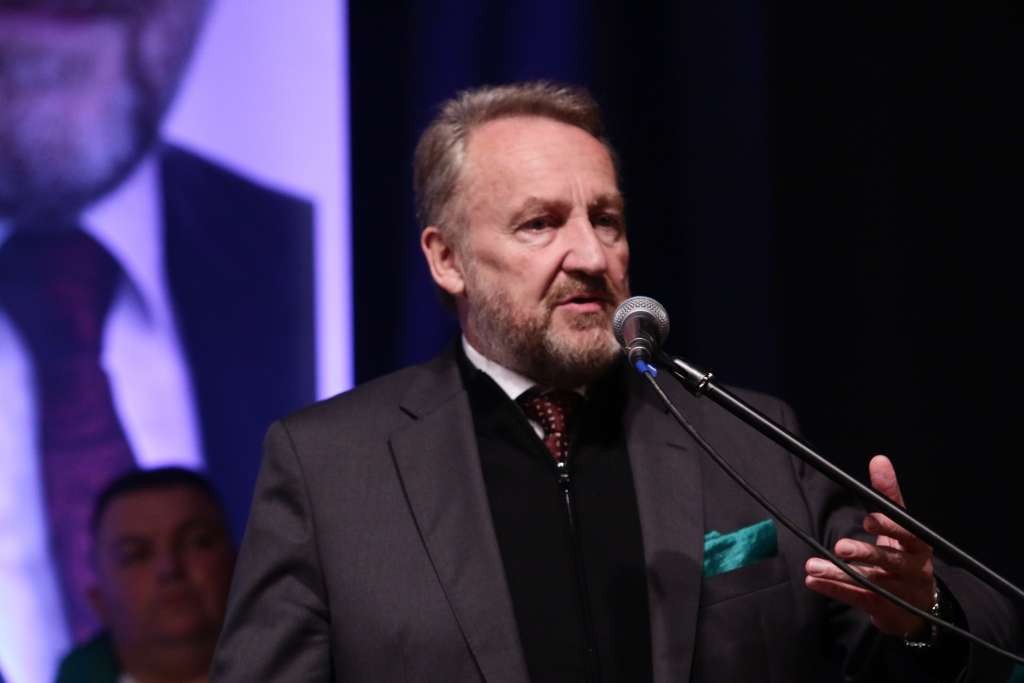 Izetbegović:11 stranaka se ujedinilo protiv SDA, a SDA se ujedinila sa svojim narodom