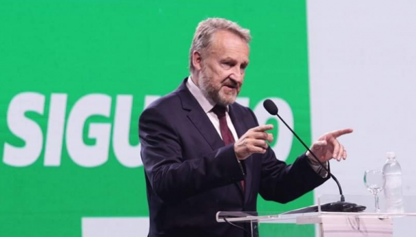 Izetbegović: Jedni su nas prodali u Mostaru, drugi pokušali u Neumu, odgovorite im 2. oktobra