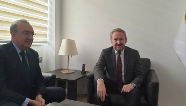 Izetbegović- Koç: BiH što prije treba početi izgradnju autoputa Sarajevo-Beograd