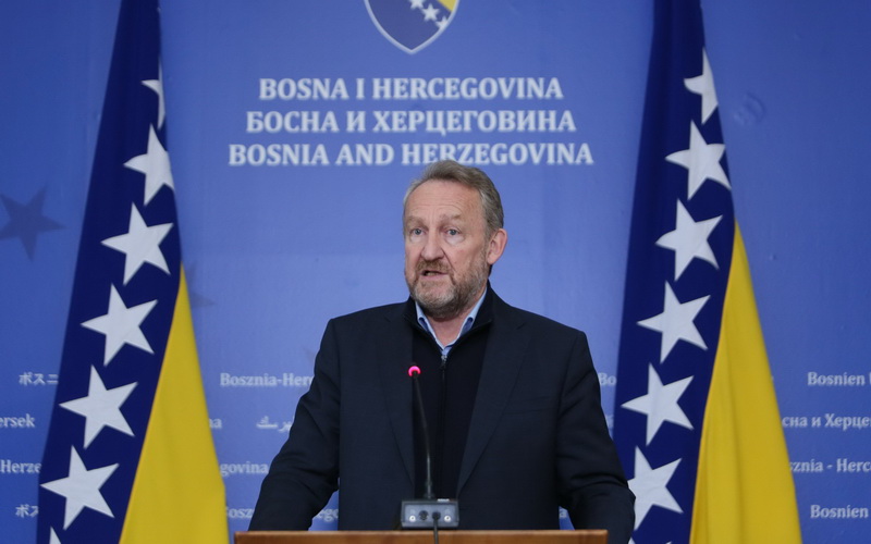 Izetbegović: Milion vakcina u naredna dva do tri mjeseca
