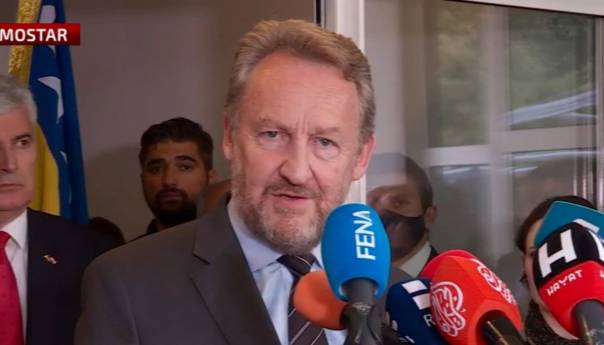 Izetbegović: Mostarom treba rukovoditi zajedno