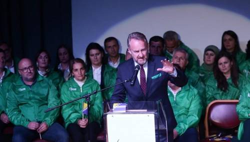 Izetbegović: Ne pamtim ovakvu energiju na skupovima od 1990., osjećam da se probudio inat u narodu