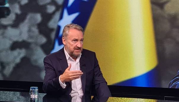 Izetbegović: Ne znam hoćemo li imati potrebu da se branimo, nadam se da ne