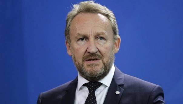 Izetbegović: Nema dilema kada je u pitanju reimenovanje Mehmedagića