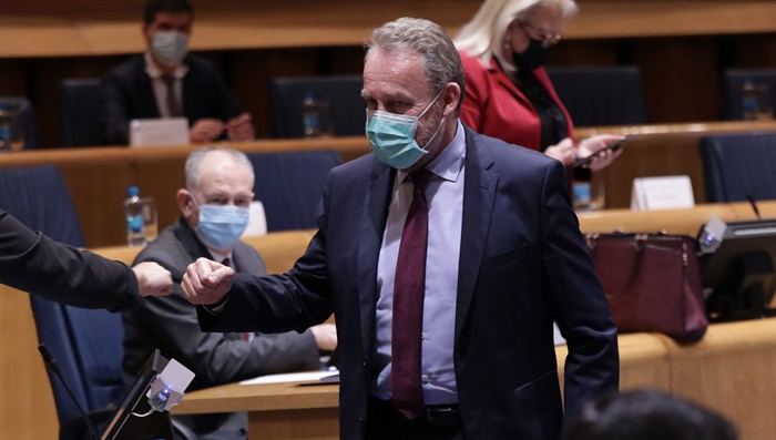 Izetbegović: Neophodno je uvrstiti izuzeće za nabavku vakcina